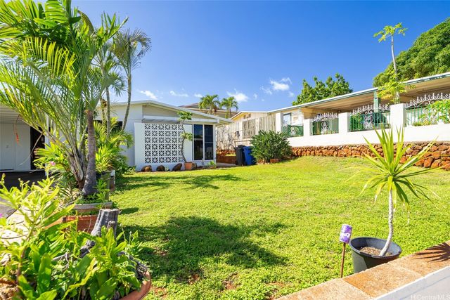 94-326 Kipou Place, Waipahu, HI 96797