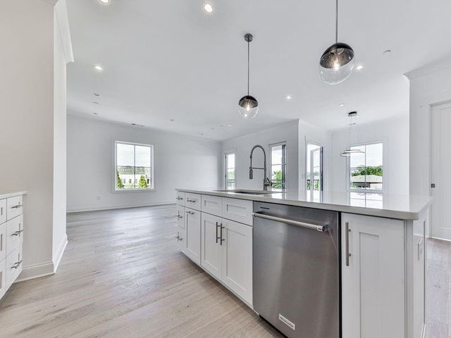 150 Fowler Street 300, Woodstock, GA 30188