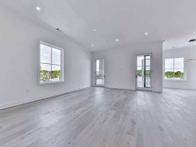 150 Fowler Street 300, Woodstock, GA 30188