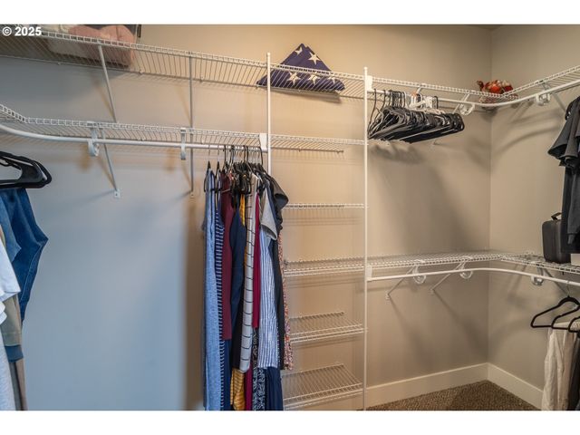 180 BRADY Ln, Roseburg, OR 97471