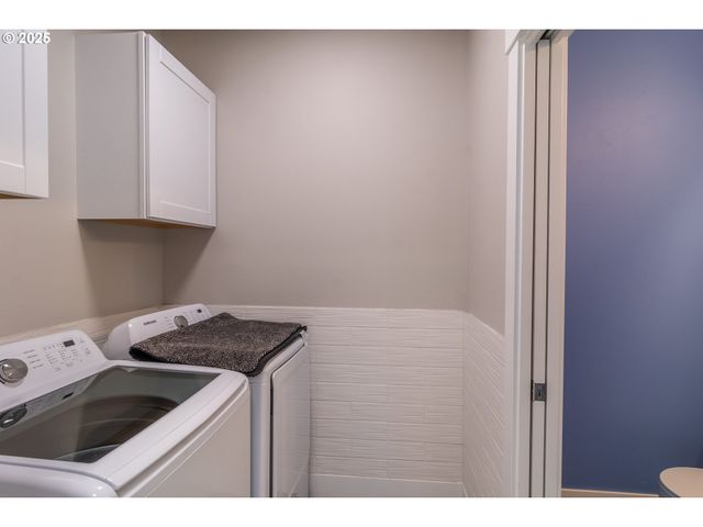 180 BRADY Ln, Roseburg, OR 97471