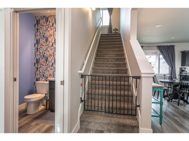 180 BRADY Ln, Roseburg, OR 97471