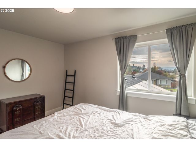 180 BRADY Ln, Roseburg, OR 97471