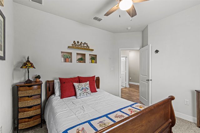 104 Kens Court, Pilot Point, TX 76258