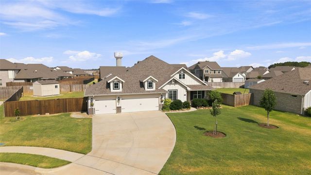 104 Kens Court, Pilot Point, TX 76258