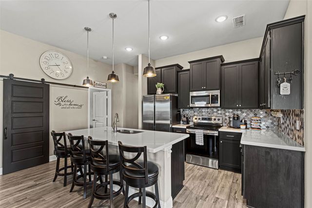 104 Kens Court, Pilot Point, TX 76258