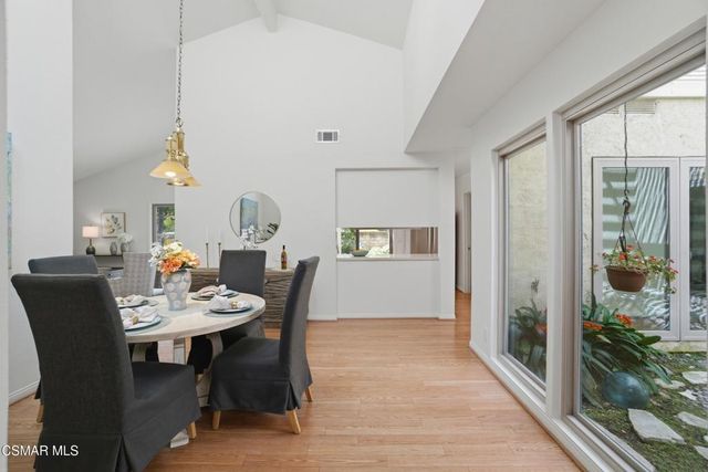 624 Woodlawn Drive, Thousand Oaks, CA 91360