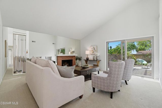 624 Woodlawn Drive, Thousand Oaks, CA 91360