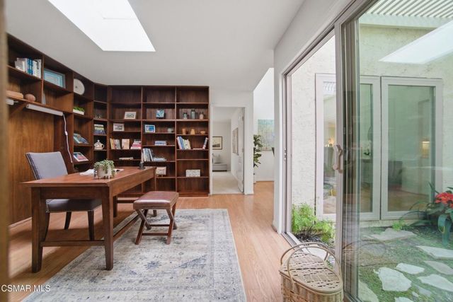 624 Woodlawn Drive, Thousand Oaks, CA 91360