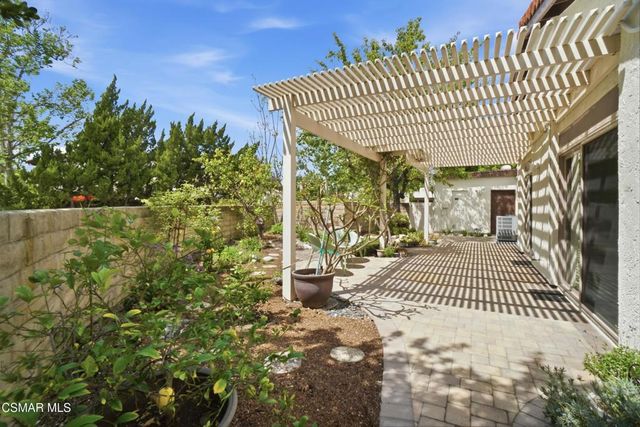 624 Woodlawn Drive, Thousand Oaks, CA 91360