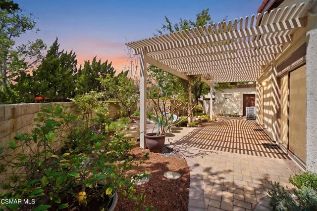 624 Woodlawn Drive, Thousand Oaks, CA 91360