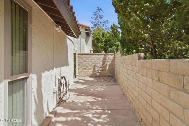 624 Woodlawn Drive, Thousand Oaks, CA 91360