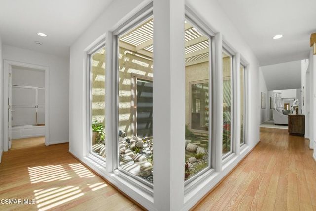 624 Woodlawn Drive, Thousand Oaks, CA 91360