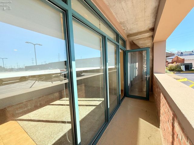 401 W Shoreline Dr Unit 108, Sandusky, OH 44870