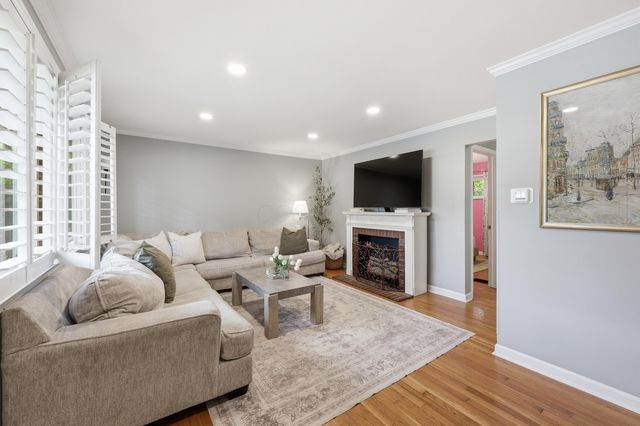 361 E Stafford Avenue, Columbus, OH 43085