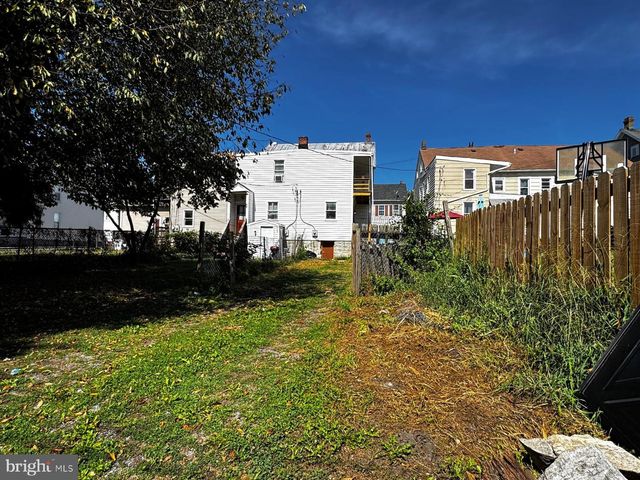 62 ELIZABETH ST, Hagerstown, MD 21740