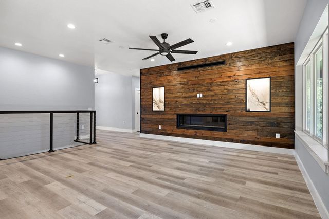 3013 Clark Ave, Lago Vista, TX 78645