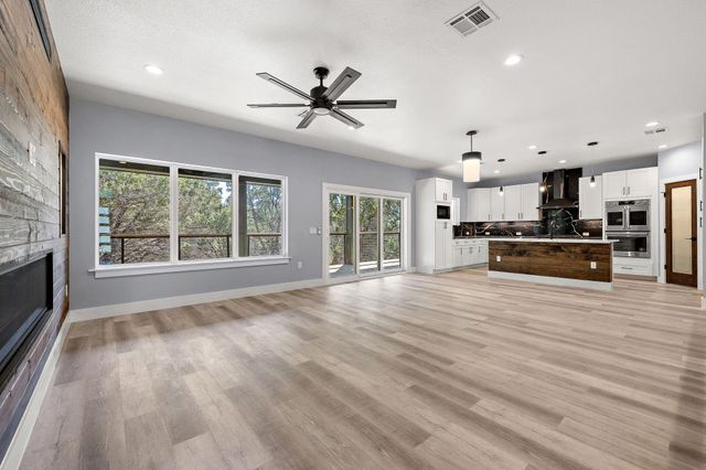 3013 Clark Ave, Lago Vista, TX 78645