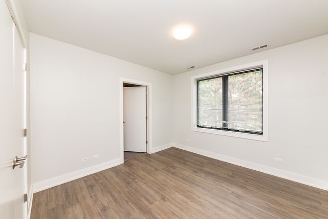 2111 S Halsted Street 205, Chicago, IL 60608