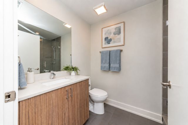 2111 S Halsted Street 205, Chicago, IL 60608