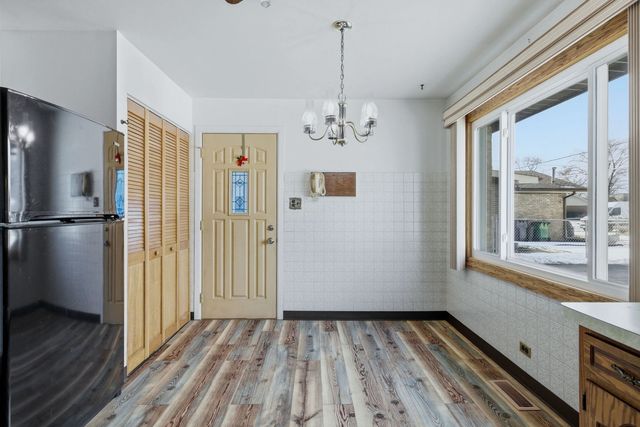 8808 Cranbrook Lane, Bridgeview, IL 60455