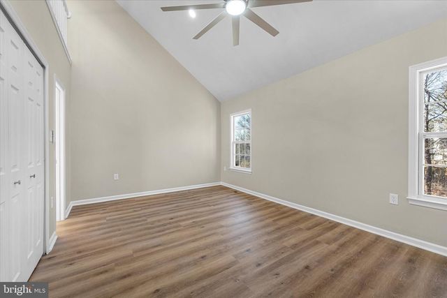 14012 BETSY ROSS LN, Centreville, VA 20121