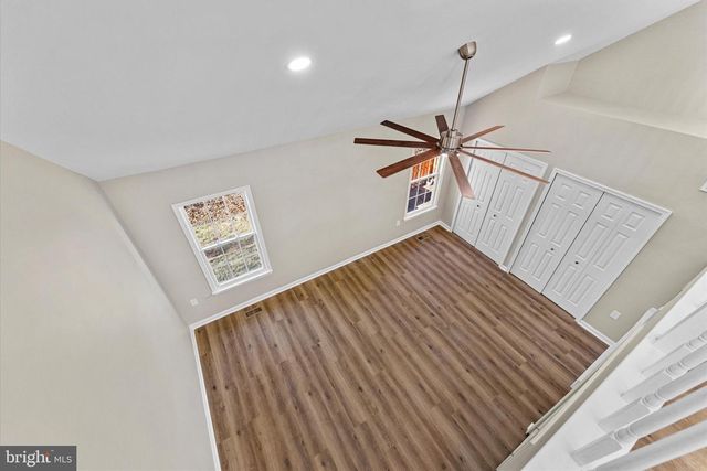 14012 BETSY ROSS LN, Centreville, VA 20121