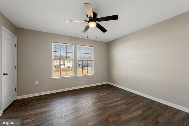 61 FAST VIEW DR, Martinsburg, WV 25404