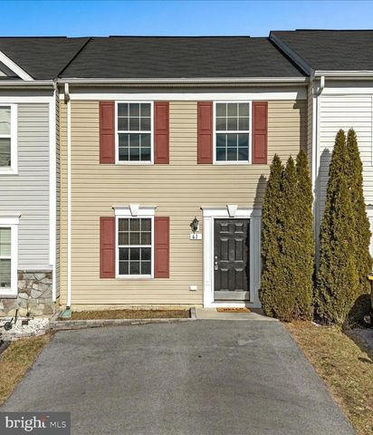 61 FAST VIEW DR, Martinsburg, WV 25404