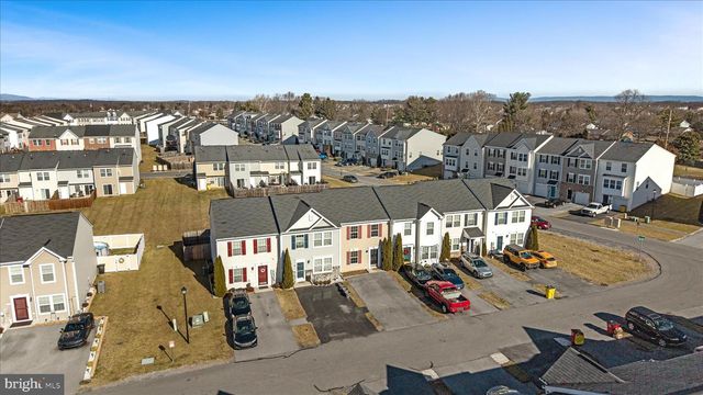 61 FAST VIEW DR, Martinsburg, WV 25404