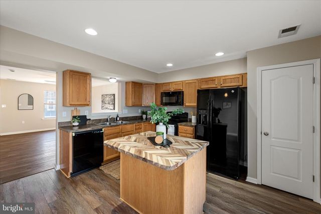 61 FAST VIEW DR, Martinsburg, WV 25404