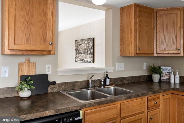 61 FAST VIEW DR, Martinsburg, WV 25404