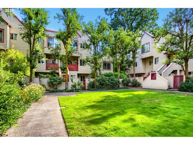2805 Nw UPSHUR St J, Portland, OR 97210