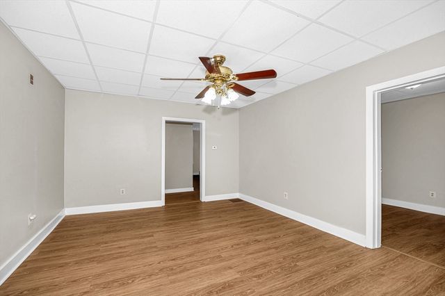 90 Appleton 2, Lowell, MA 01852