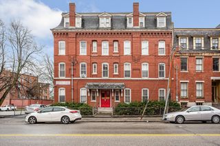 90 Appleton 2, Lowell, MA 01852