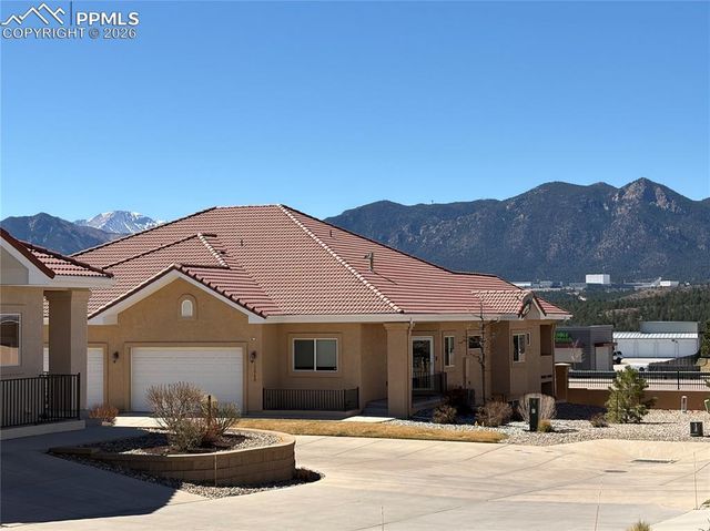 13910 Paradise Villas Grove, Colorado Springs, CO 80921