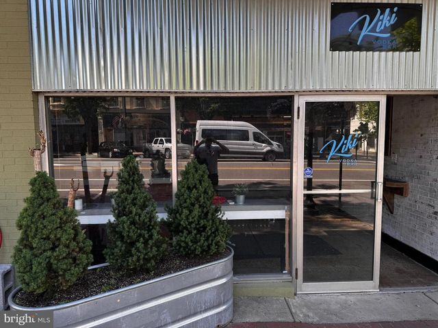 300 E HIGH STREET L, Pottstown, PA 19464