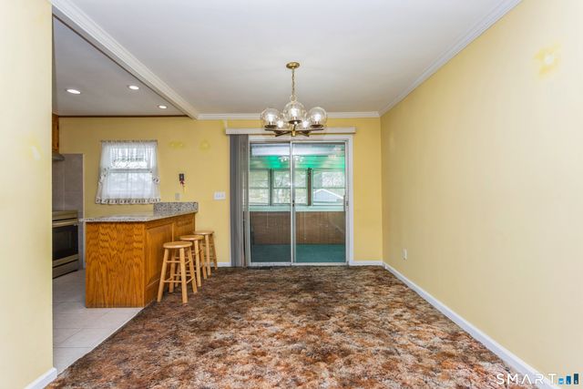 10 Freedman Drive, Norwalk, CT 06854