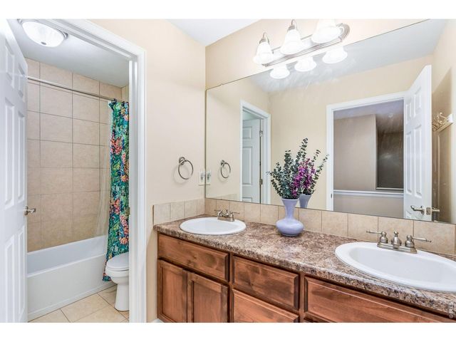 6902 Nimitz Dr A102, Fort Collins, CO 80526