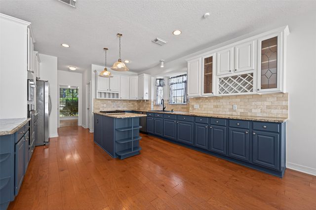 9034 Memorial Creek Drive, Spring, TX 77379