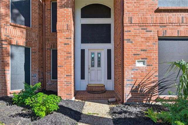 9034 Memorial Creek Drive, Spring, TX 77379