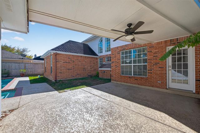 9034 Memorial Creek Drive, Spring, TX 77379