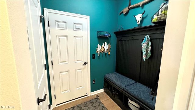 1411 Tullamore Trail, Wadsworth, OH 44281