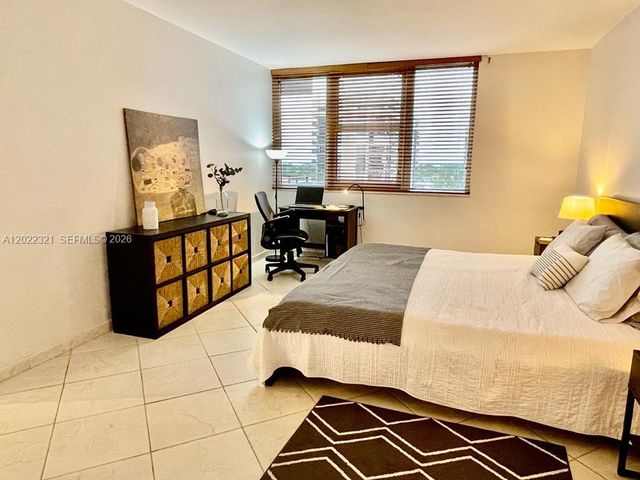 2030 S Ocean Drive 801, Hallandale Beach, FL 33009