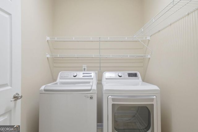 226 Hames Road 330, Woodstock, GA 30188