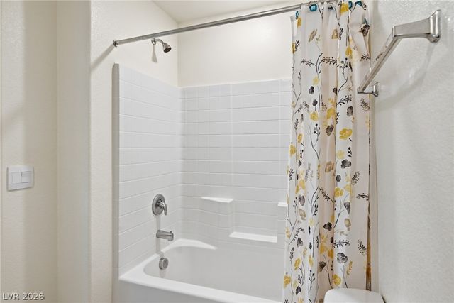 6916 Stratham Hill Street, Las Vegas, NV 89166