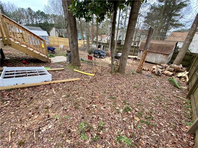 1095 Mountain Springs Drive NW, Kennesaw, GA 30144