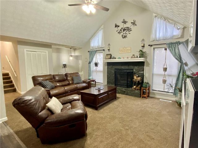 1095 Mountain Springs Drive NW, Kennesaw, GA 30144