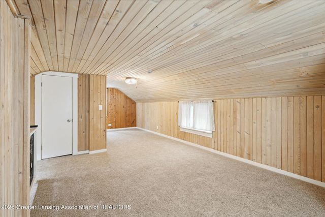 1900 Kaplan Street, Lansing, MI 48917