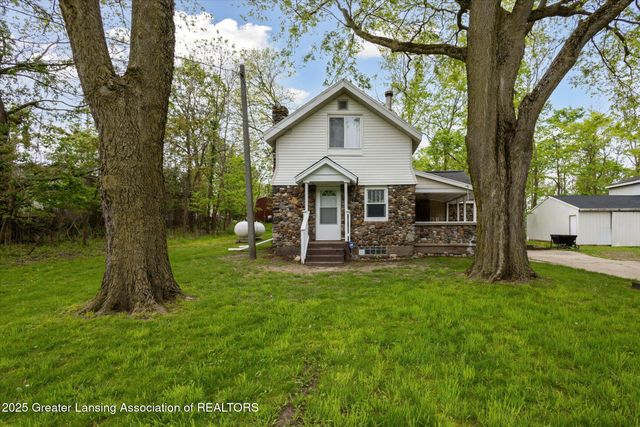 1900 Kaplan Street, Lansing, MI 48917